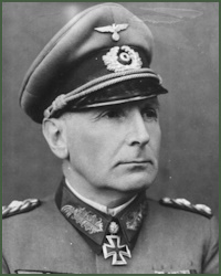 Portrait of General of Panzer Troops Willibald Freiherr von Langermann und Erlenkamp
